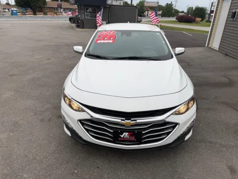 More photos of 2024 CHEVROLET MALIBU LT at Ride Time Auto Finance Crown Point, IN