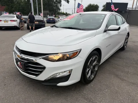 More photos of 2024 CHEVROLET MALIBU LT at Ride Time Auto Finance Crown Point, IN