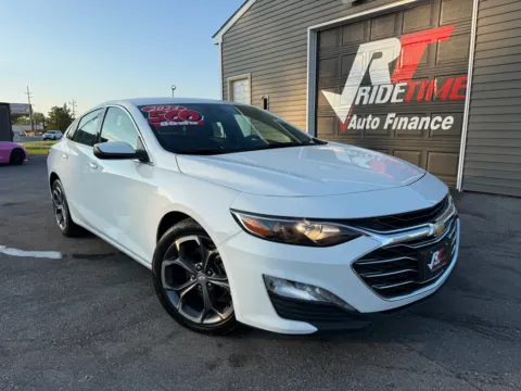 White 2024 CHEVROLET MALIBU LT for sale in Crown Point, IN