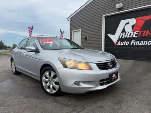 Silver 2010 HONDA ACCORD EX-L V6 for sale in Crown Point, IN