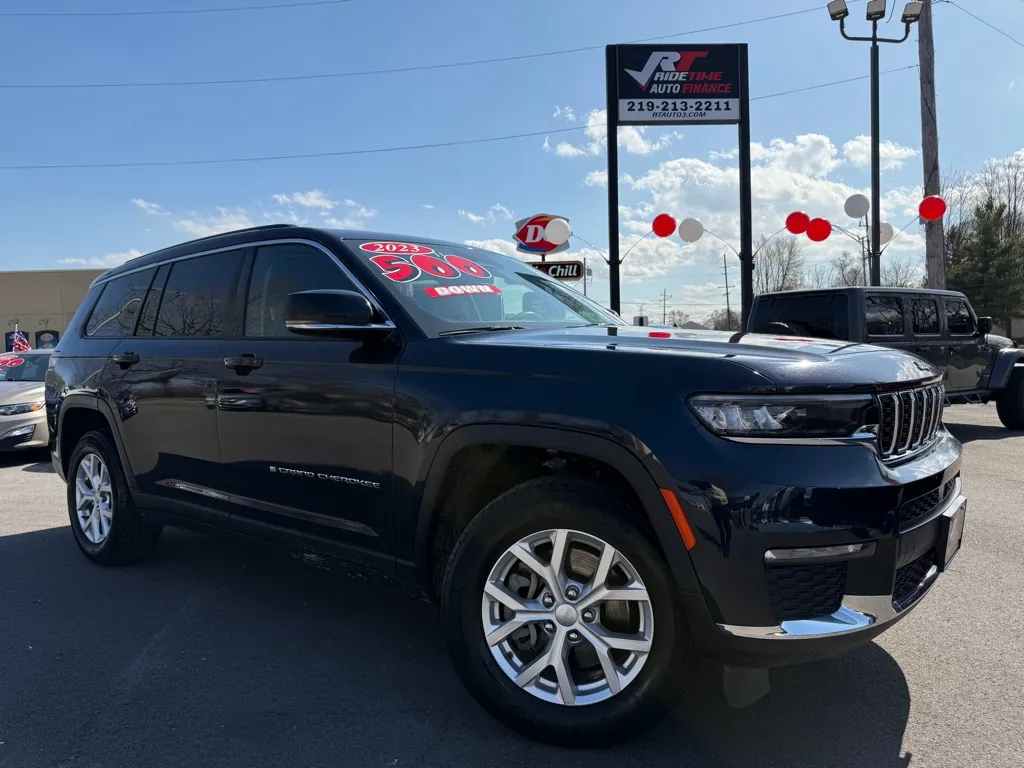 2023 JEEP GRAND CHEROKEE LIMITED for sale in Crown Point, IN