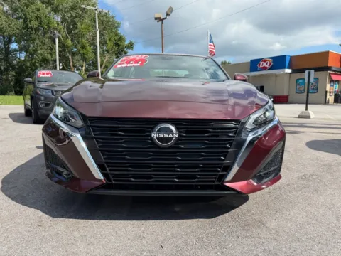 Another view of 2023 NISSAN ALTIMA 2.5 SV for sale in Crown Point, IN at Ride Time Auto Finance Crown Point