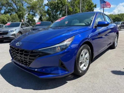 More photos of 2023 HYUNDAI ELANTRA SE at Ride Time Auto Finance Crown Point, IN