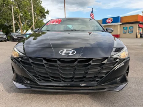 Another view of 2023 HYUNDAI ELANTRA SEL for sale in Crown Point, IN at Ride Time Auto Finance Crown Point