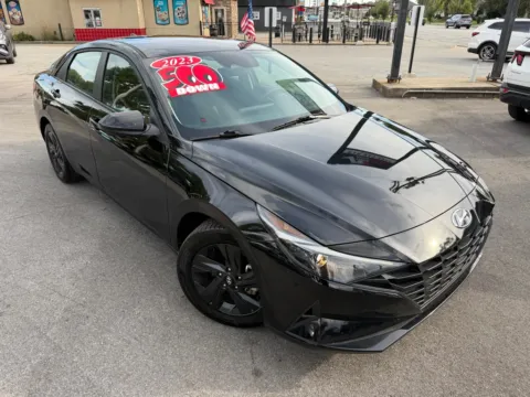 Photos of 2023 HYUNDAI ELANTRA SEL for sale in Crown Point, IN at Ride Time Auto Finance Crown Point
