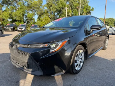 More photos of 2022 TOYOTA COROLLA LE at Ride Time Auto Finance Crown Point, IN