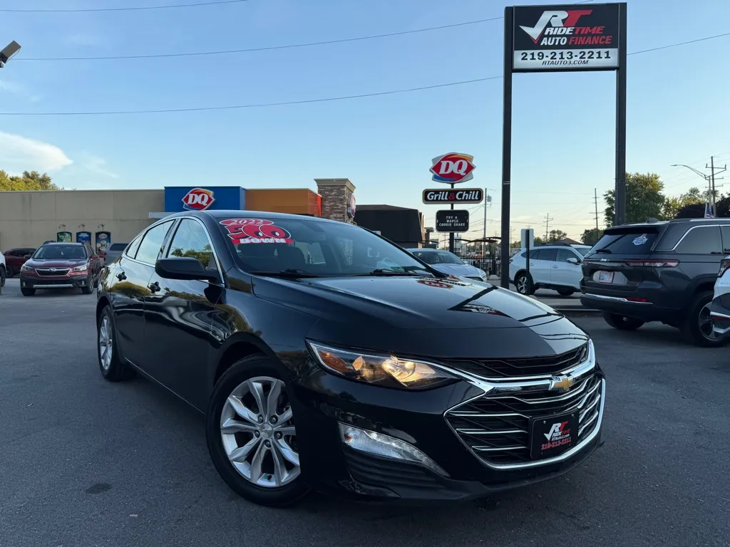 Black 2022 CHEVROLET MALIBU LT for sale in Crown Point, IN
