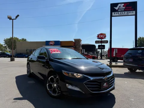 Black 2024 CHEVROLET MALIBU LT for sale in Crown Point, IN