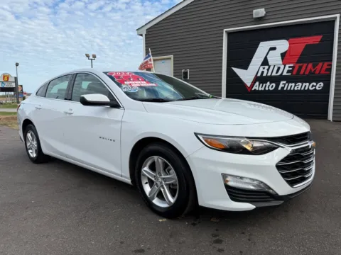 White 2024 CHEVROLET MALIBU LT for sale in Crown Point, IN