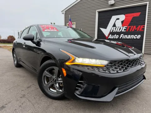 Black 2021 KIA K5 LXS for sale in Crown Point, IN