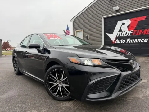 Black 2023 TOYOTA CAMRY SE for sale in Crown Point, IN