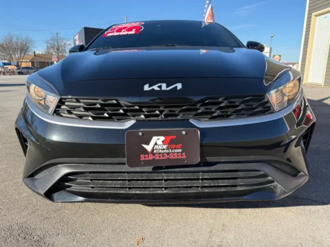 Another view of 2022 KIA FORTE LXS for sale in Crown Point, IN at Ride Time Auto Finance Crown Point
