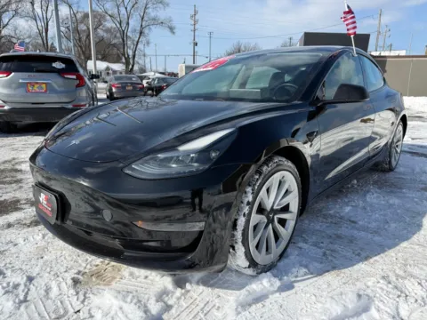 More photos of 2021 TESLA MODEL 3 STANDARD RANGE PLUS at Ride Time Auto Finance Crown Point, IN
