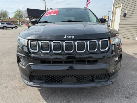 Another view of 2022 JEEP COMPASS LATITUDE LUX for sale in Crown Point, IN at Ride Time Auto Finance Crown Point