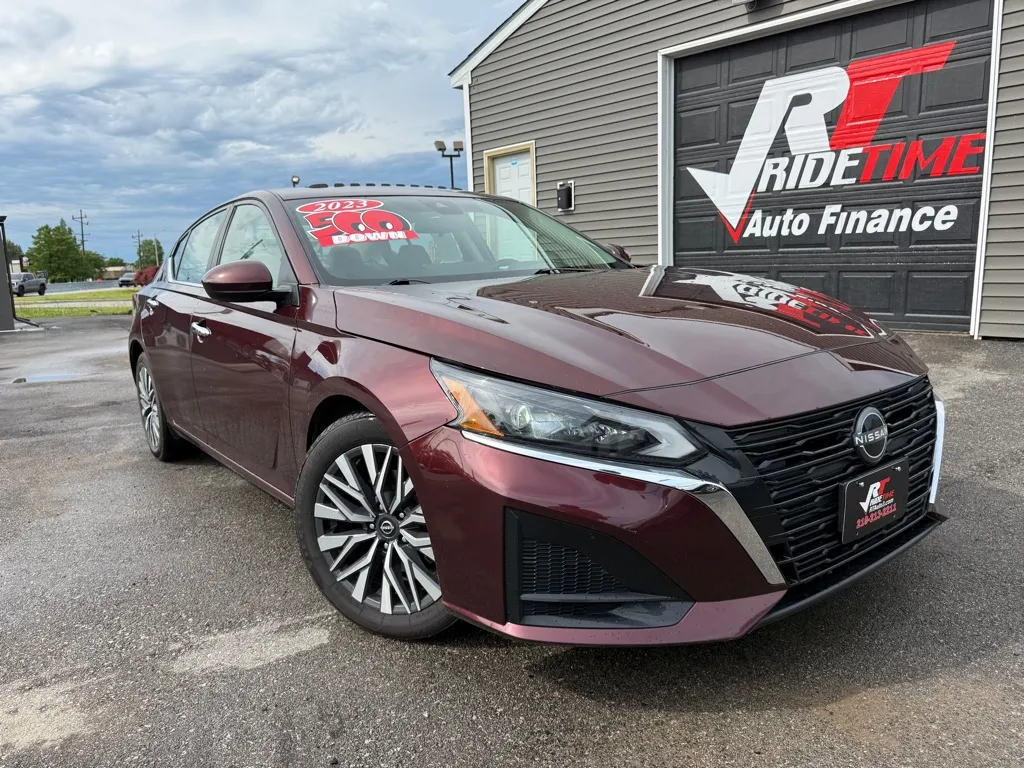 2023 NISSAN ALTIMA 2.5 SV for sale in Crown Point, IN