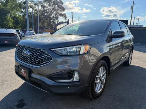 More photos of 2023 FORD EDGE SEL at Ride Time Auto Finance Crown Point, IN