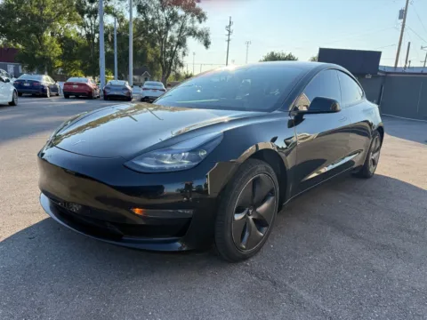 More photos of 2021 TESLA MODEL 3 LONG RANGE at Ride Time Auto Finance Crown Point, IN