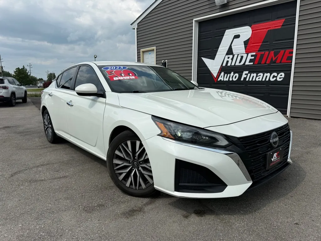 2023 NISSAN ALTIMA 2.5 SV for sale in Crown Point, IN