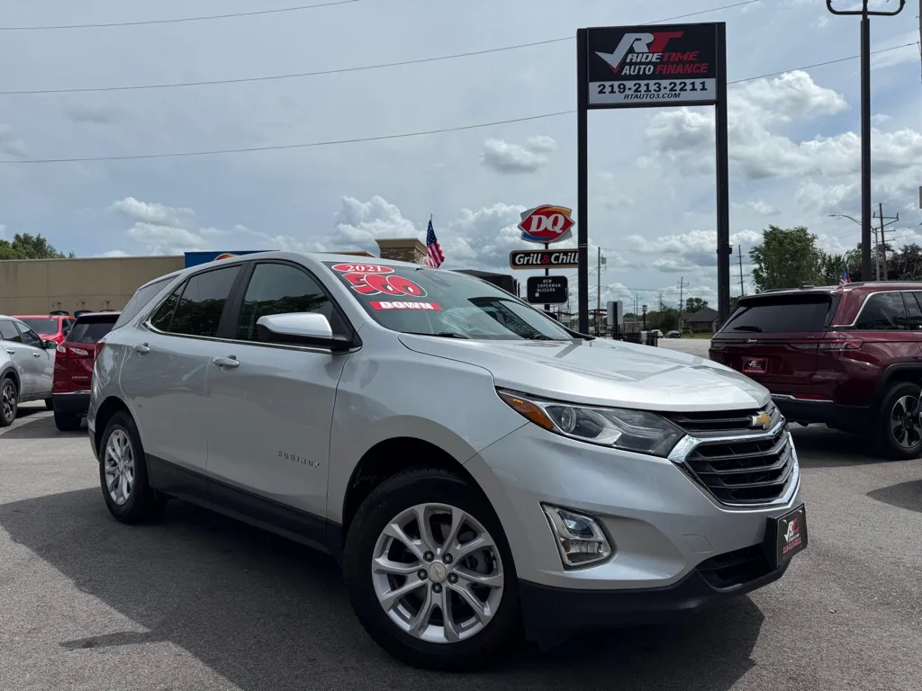 Silver 2021 CHEVROLET EQUINOX LT for sale in Crown Point, IN