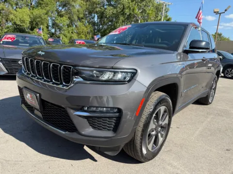 More photos of 2023 JEEP GRAND CHEROKEE 4XE at Ride Time Auto Finance Crown Point, IN