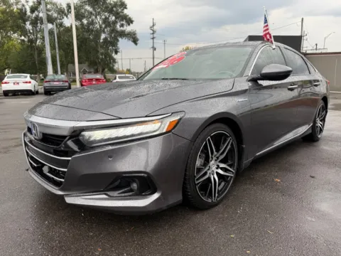 More photos of 2022 HONDA ACCORD HYBRID TOURING at Ride Time Auto Finance Crown Point, IN