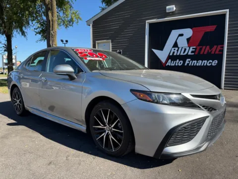 Silver 2022 TOYOTA CAMRY SE for sale in Crown Point, IN