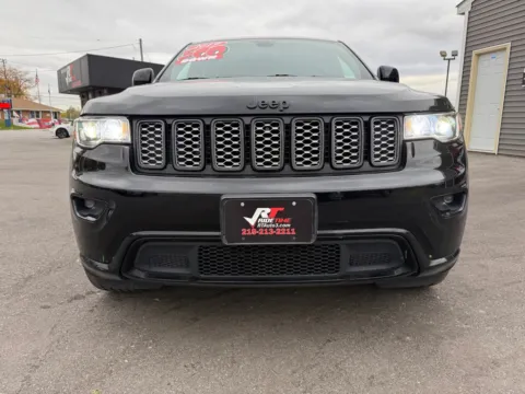 Another view of 2019 JEEP GRAND CHEROKEE LAREDO for sale in Crown Point, IN at Ride Time Auto Finance Crown Point
