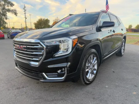 More photos of 2023 GMC TERRAIN SLT at Ride Time Auto Finance Crown Point, IN