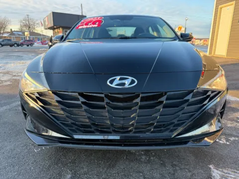 Another view of 2023 HYUNDAI ELANTRA SEL for sale in Crown Point, IN at Ride Time Auto Finance Crown Point