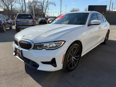 More photos of 2020 BMW 3 SERIES 330I XDRIVE at Ride Time Auto Finance Crown Point, IN