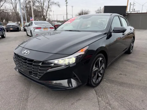 More photos of 2023 HYUNDAI ELANTRA HYBRID LIMITED at Ride Time Auto Finance Crown Point, IN