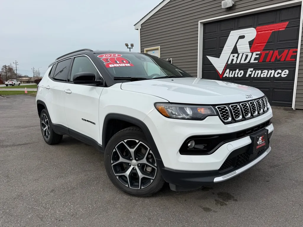 White 2024 JEEP COMPASS LIMITED for sale in Crown Point, IN