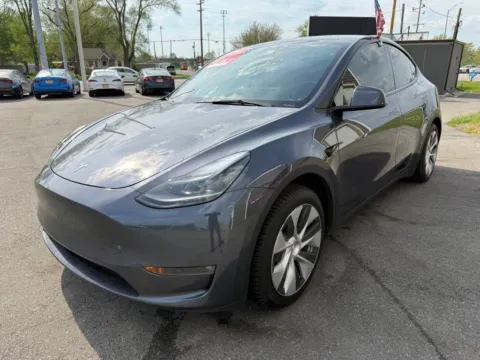 More photos of 2023 TESLA MODEL Y LONG RANGE at Ride Time Auto Finance Crown Point, IN
