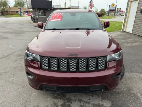 More photos of 2020 JEEP GRAND CHEROKEE LAREDO at Ride Time Auto Finance Crown Point, IN