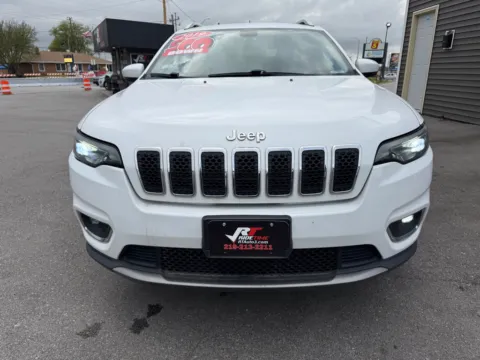 Another view of 2019 JEEP CHEROKEE LIMITED for sale in Crown Point, IN at Ride Time Auto Finance Crown Point