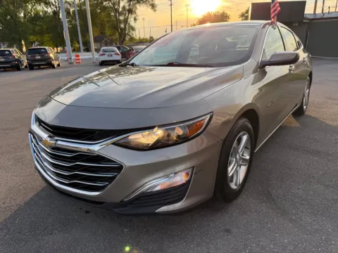 More photos of 2022 CHEVROLET MALIBU LS FLEET at Ride Time Auto Finance Crown Point, IN
