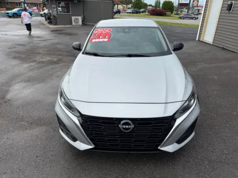 More photos of 2024 NISSAN ALTIMA 2.5 SV at Ride Time Auto Finance Crown Point, IN