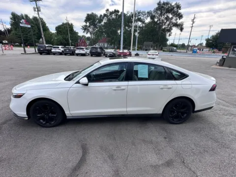 More photos of 2023 HONDA ACCORD EX at Ride Time Auto Finance Crown Point, IN