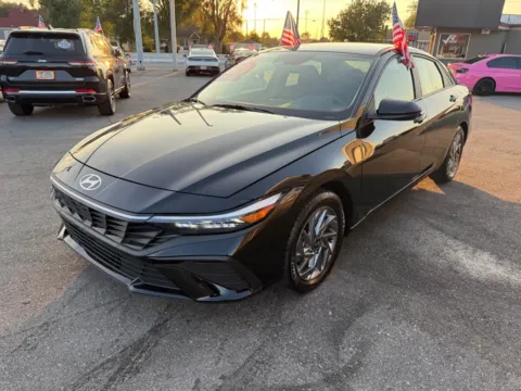 More photos of 2024 HYUNDAI ELANTRA SEL at Ride Time Auto Finance Crown Point, IN