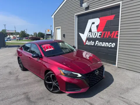 Red 2023 NISSAN ALTIMA 2.5 SR for sale in Crown Point, IN
