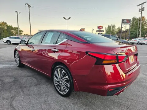 More photos of 2024 NISSAN ALTIMA 2.5 SL at Ride Time Auto Finance Crown Point, IN