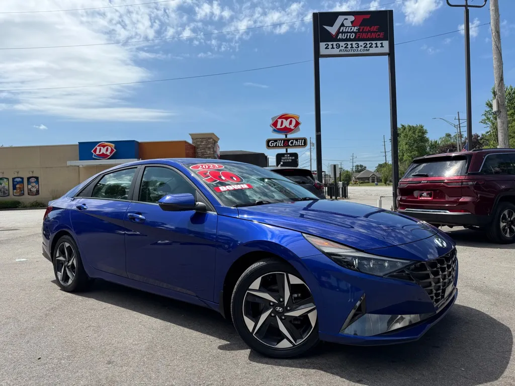Blue 2023 HYUNDAI ELANTRA LIMITED for sale in Crown Point, IN