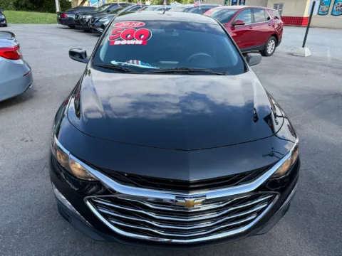 More photos of 2020 CHEVROLET MALIBU LT at Ride Time Auto Finance Crown Point, IN