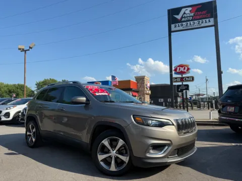 Beige 2020 JEEP CHEROKEE LIMITED for sale in Crown Point, IN