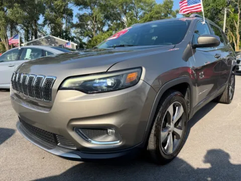 More photos of 2020 JEEP CHEROKEE LIMITED at Ride Time Auto Finance Crown Point, IN