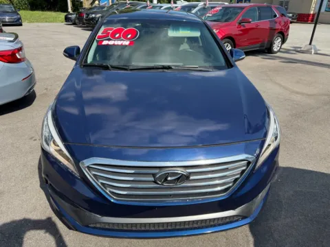 More photos of 2017 HYUNDAI SONATA LIMITED at Ride Time Auto Finance Crown Point, IN