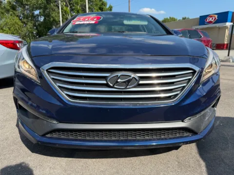 Another view of 2017 HYUNDAI SONATA LIMITED for sale in Crown Point, IN at Ride Time Auto Finance Crown Point