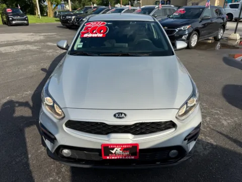 More photos of 2021 KIA FORTE FE at Ride Time Auto Finance Crown Point, IN