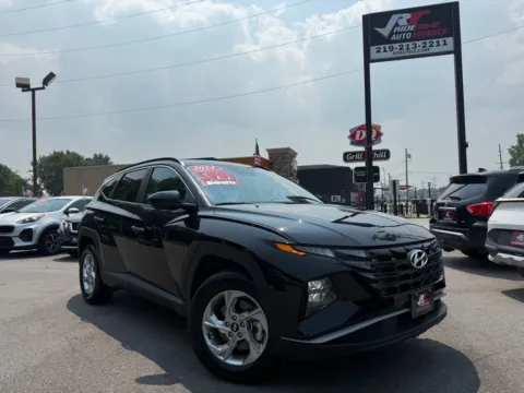 Black 2024 HYUNDAI TUCSON SEL for sale in Crown Point, IN