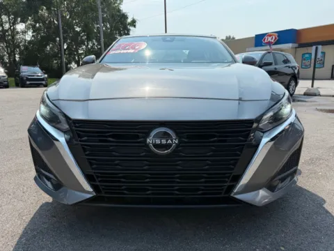 Another view of 2023 NISSAN ALTIMA 2.5 SL for sale in Crown Point, IN at Ride Time Auto Finance Crown Point
